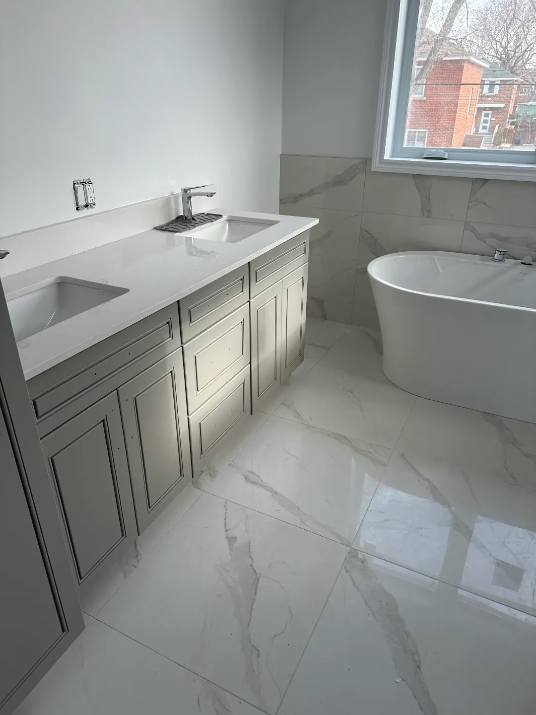 Master Bathroom Suite