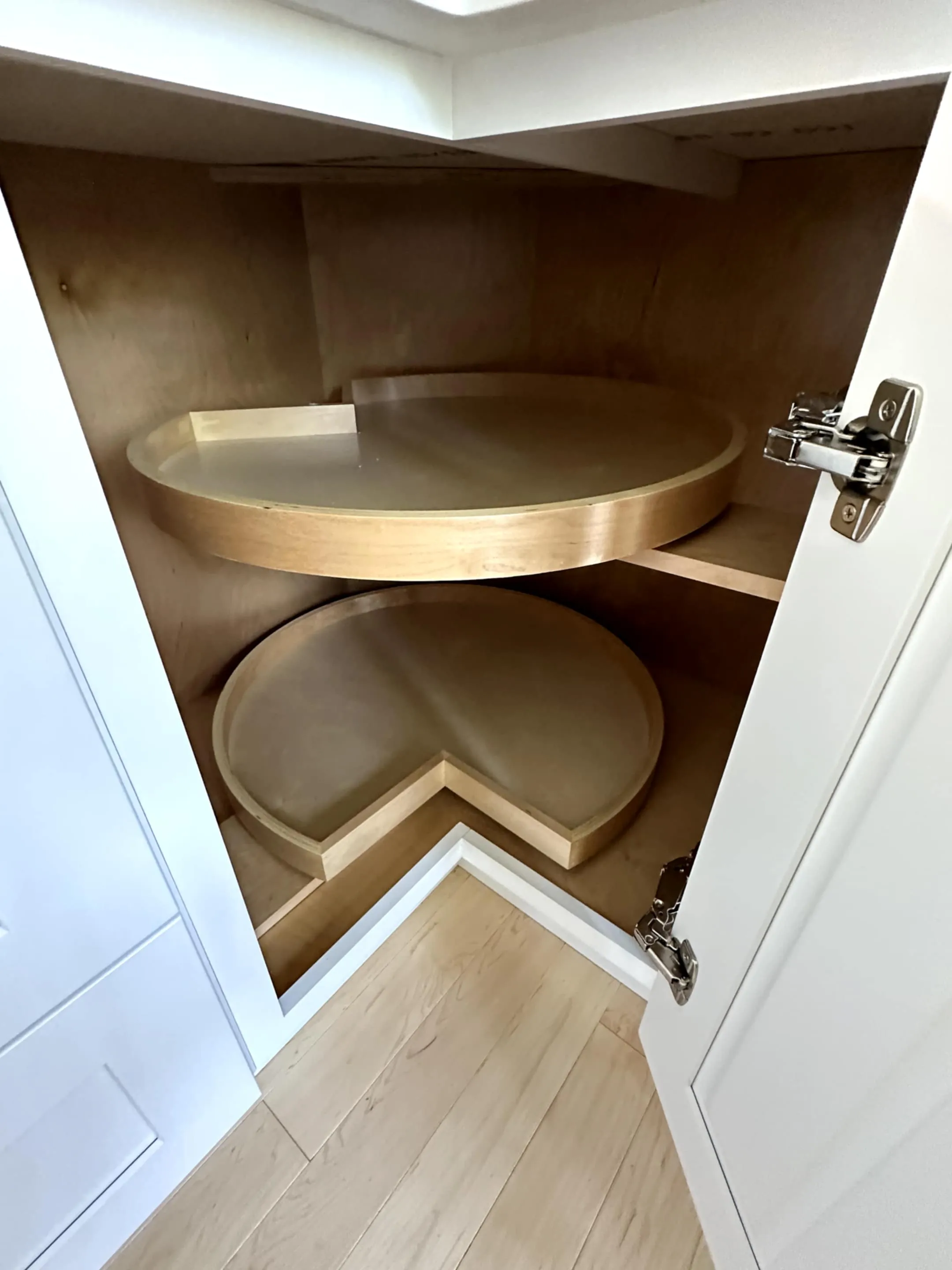 Modern Kitchen Cabinets